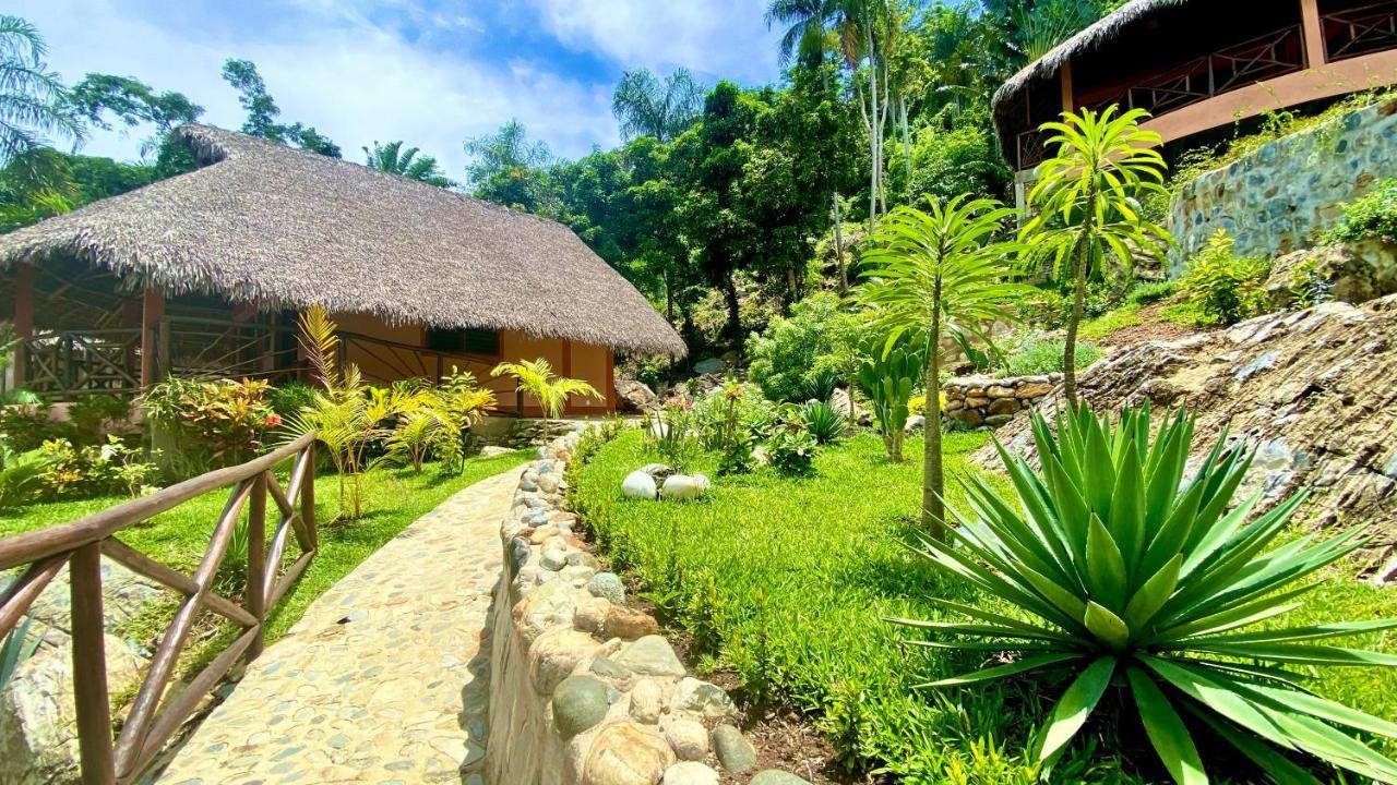 Veronika Resort Nosy Komba Exterior foto