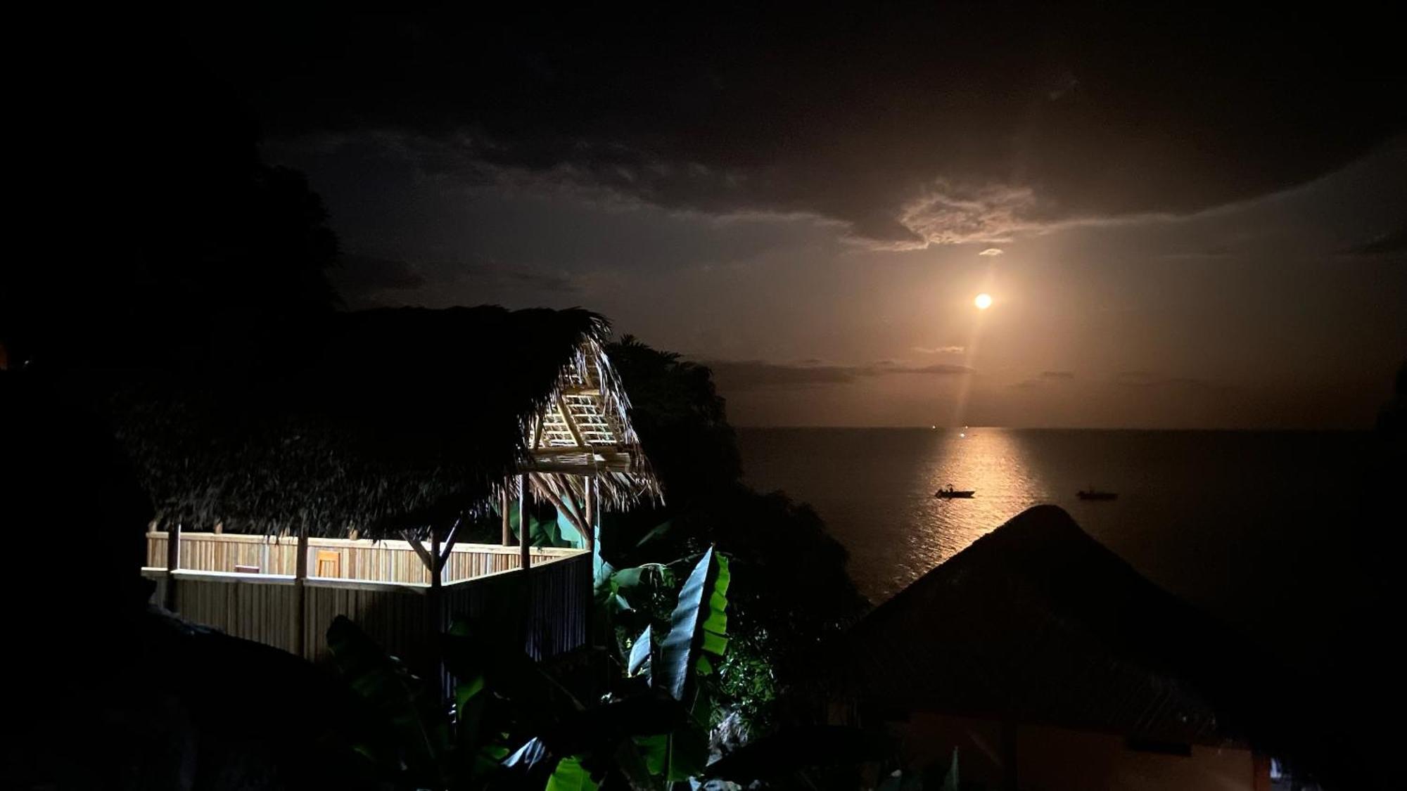 Veronika Resort Nosy Komba Exterior foto